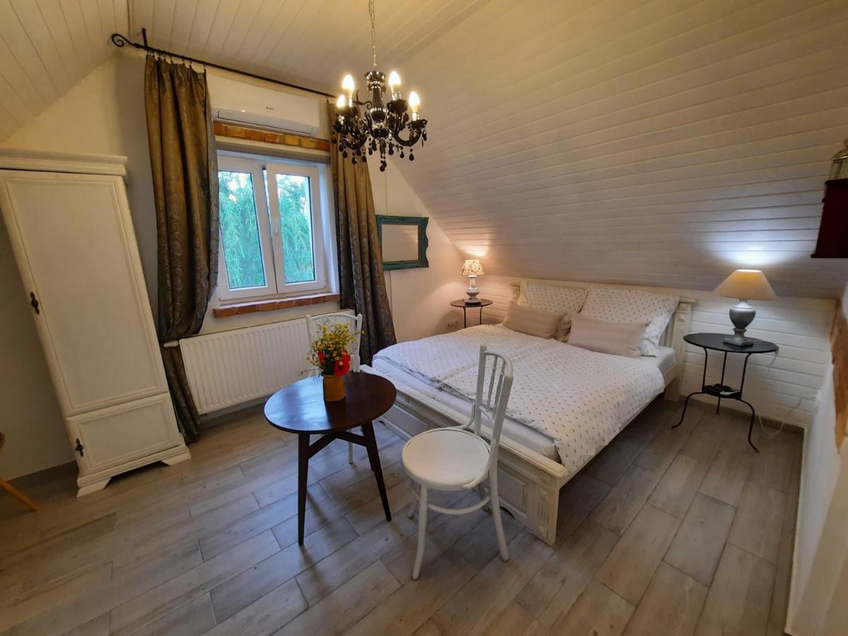Piac Vendégház Kaptalantoti Exterior foto